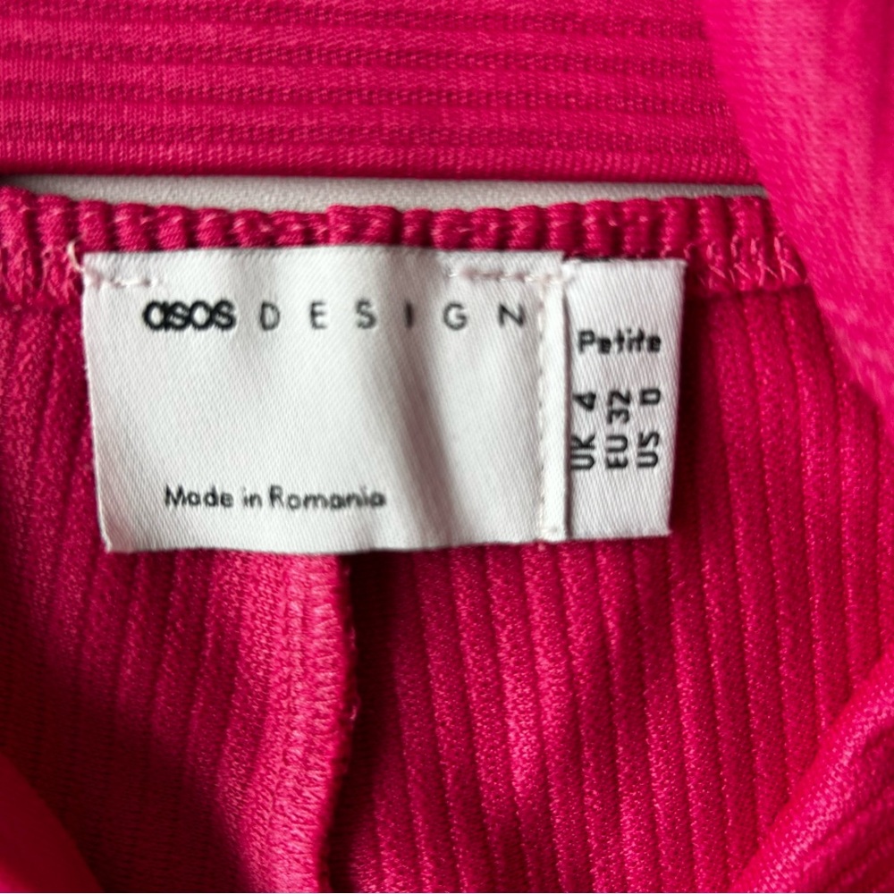 ASOS Pink Ribbed Halter Romper - Picture 4 of 9